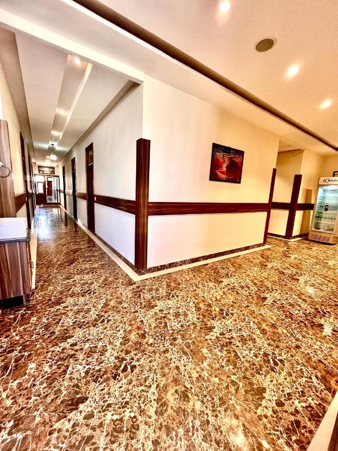 Hotel Woodcrest Zirakpur - Best Family Hotel By - A Unit Of Sidham Group Exteriér fotografie