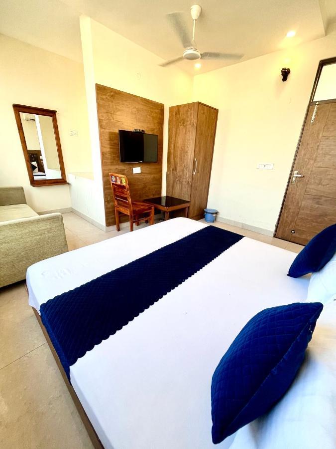 Hotel Woodcrest Zirakpur - Best Family Hotel By - A Unit Of Sidham Group Exteriér fotografie
